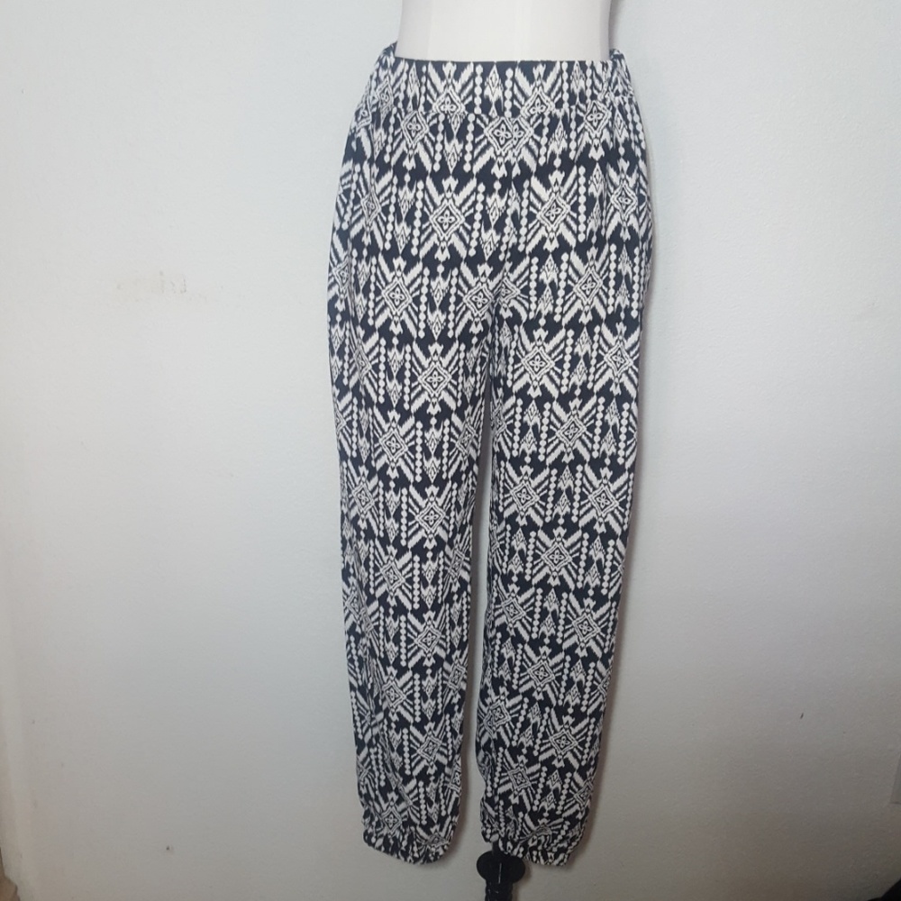 Ambiance Appareal | Printed Jogger | Medium